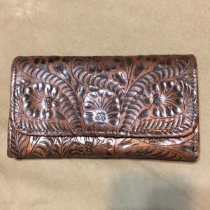 American West genuine leather wallet